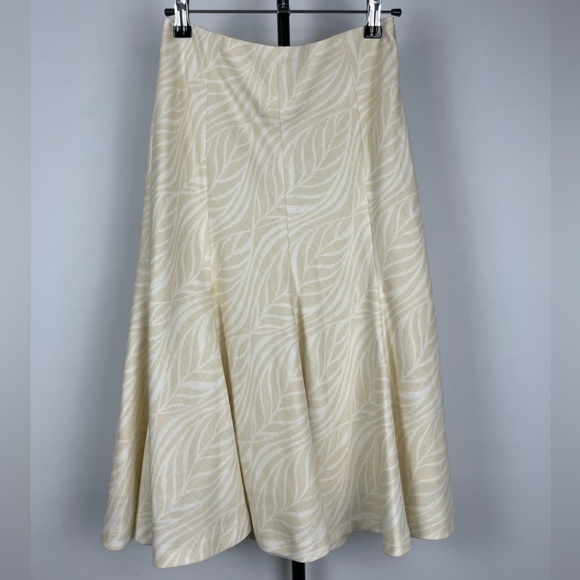 STRAWBERRY-FIELDS Yellow Leaf Pattern Lightweight A-Line Skirt - Picture 1 of 7